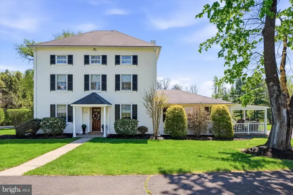 4664 Bergstrom Rd, DOYLESTOWN