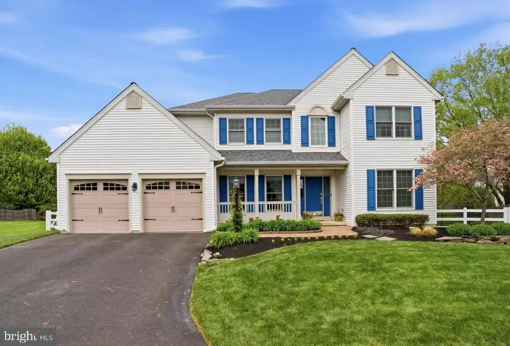 1008 Canter Cir, NEW HOPE