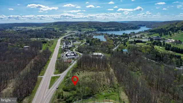 Deep Creek Dr, Mc Henry