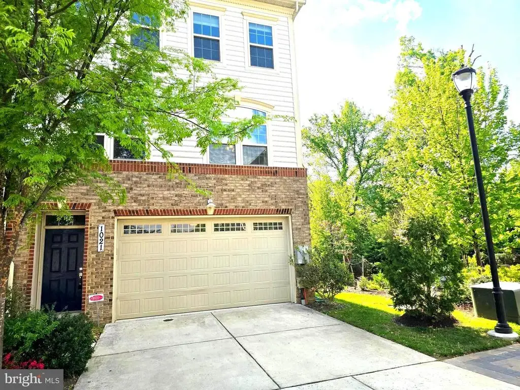 1021 Mutual Pl, SANDY SPRING