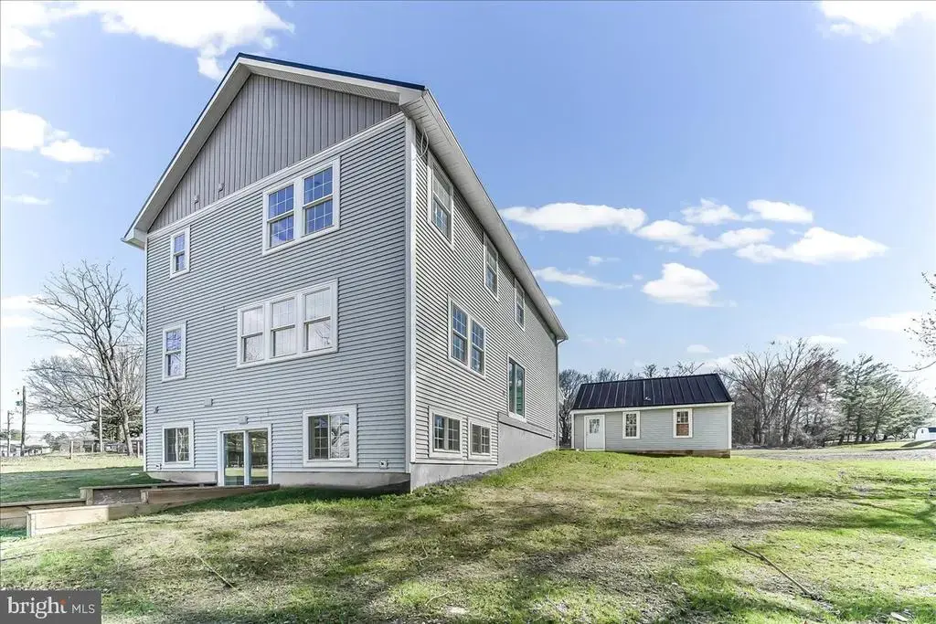 248 W Summit Ave, WEST GROVE