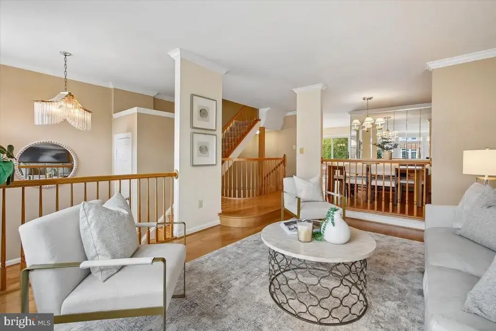 6488 Sharon Kay Ct, ALEXANDRIA