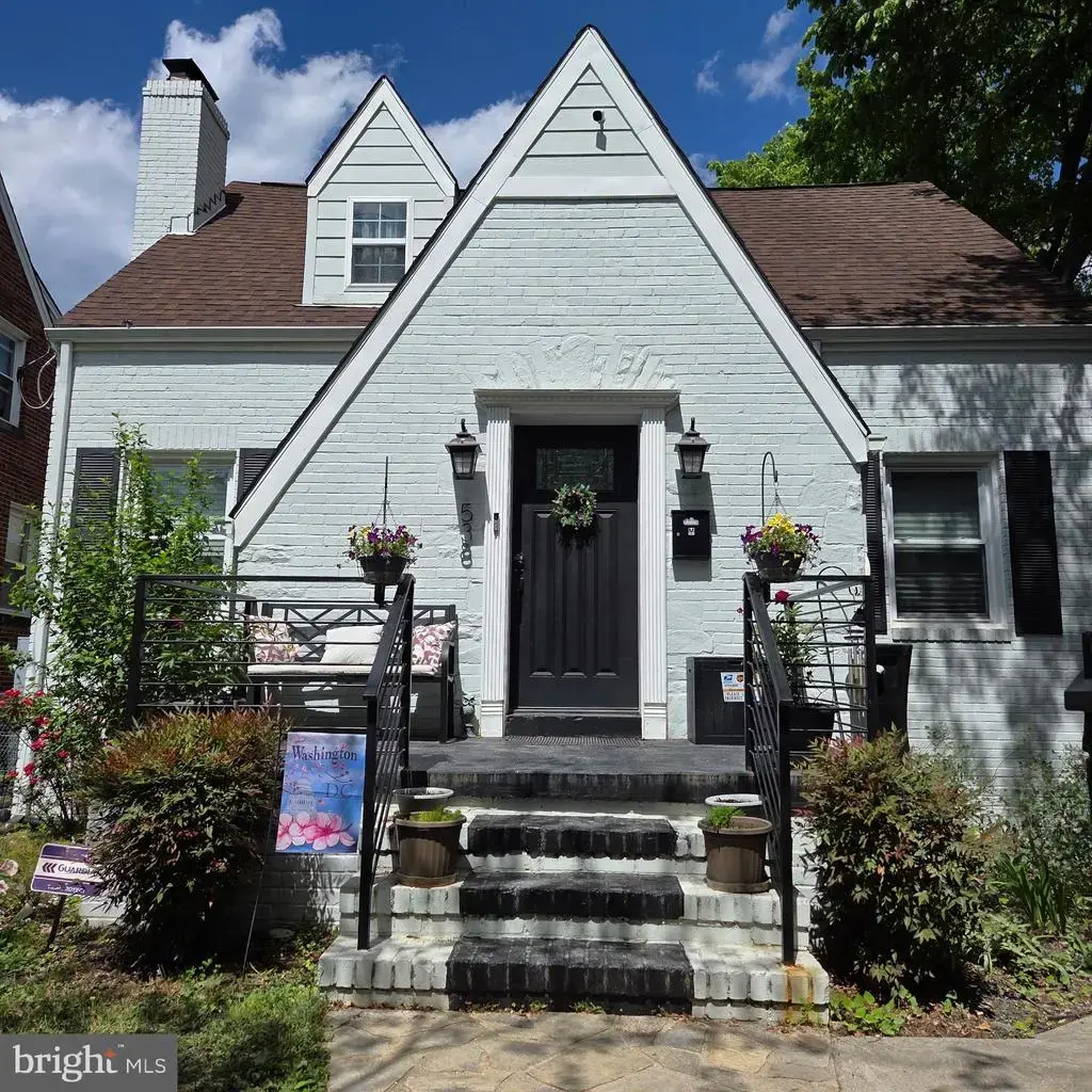 538 Newcomb St Se, WASHINGTON