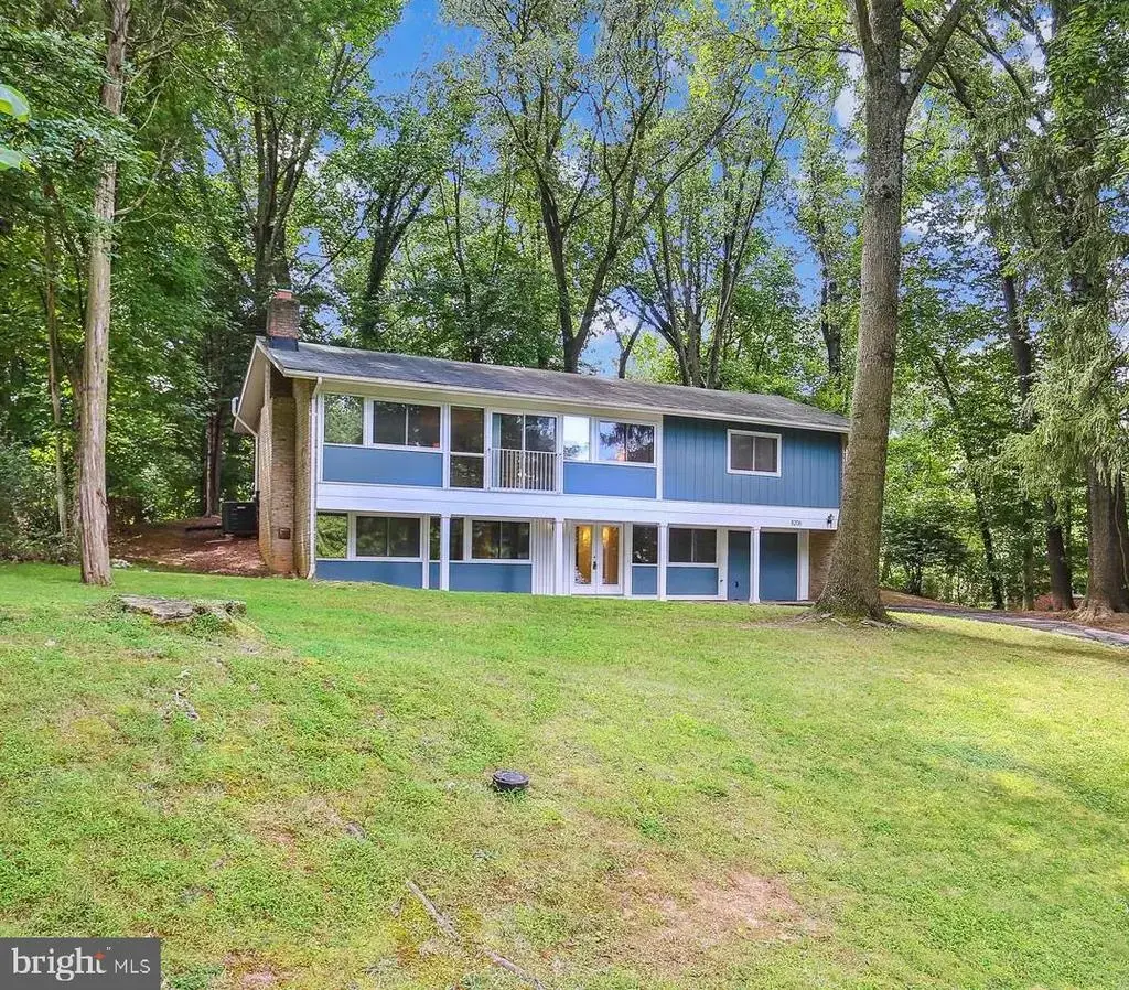 8206 Stone Trail Dr, BETHESDA