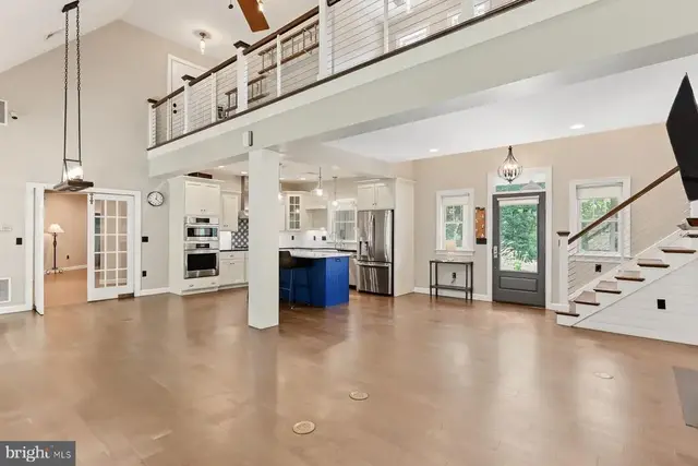 6 Maple Grove Rd, Mohnton