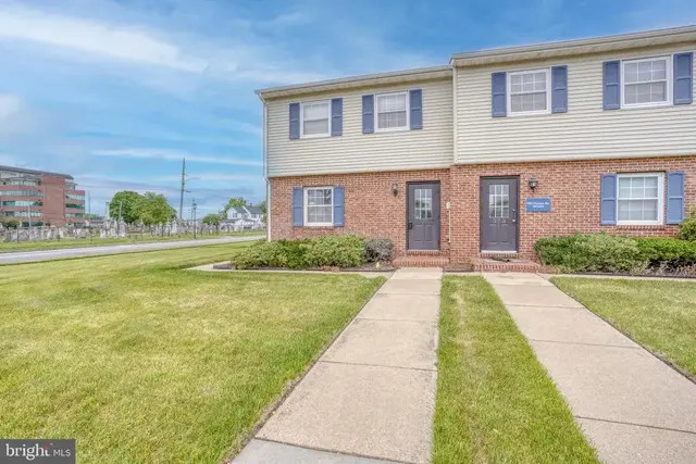 371 W North St #unit A And Unit B, Dover