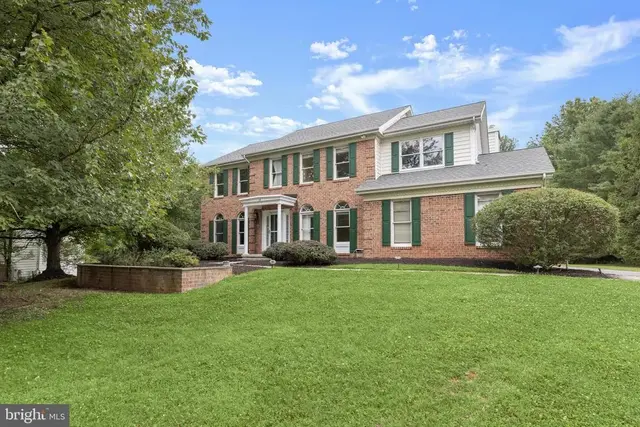 16 Charing Ct, Owings Mills