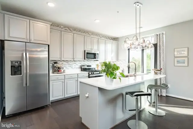 1414 Ribbon Limestone Ter Se, Leesburg