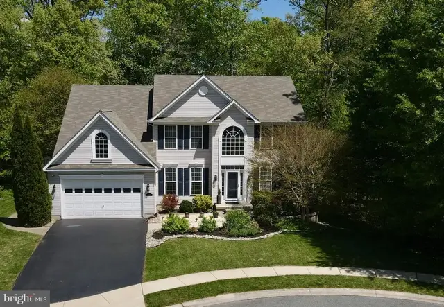 121 Glencoe Ct, Newark