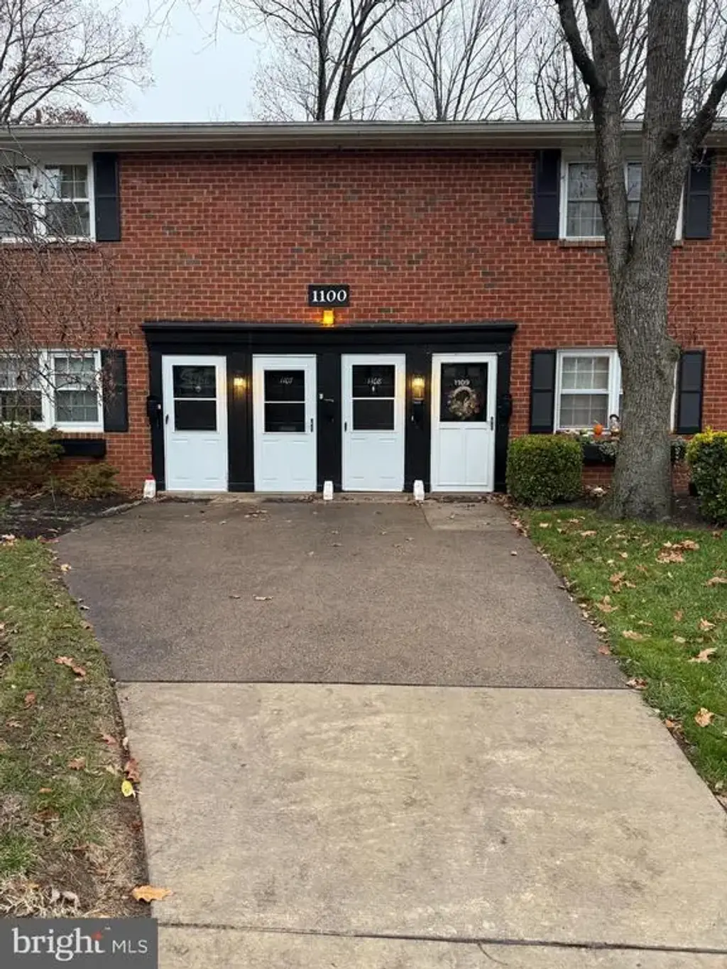 1108 Yardley Cmns, YARDLEY