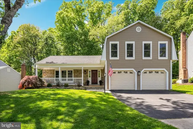 13117 Tingewood Ct, Herndon