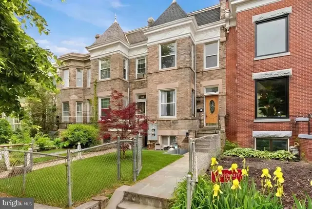 131 R St Ne #a, Washington