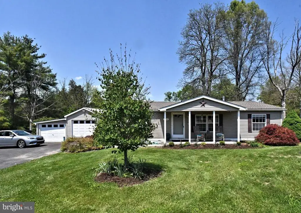 454 W Paletown Rd, QUAKERTOWN