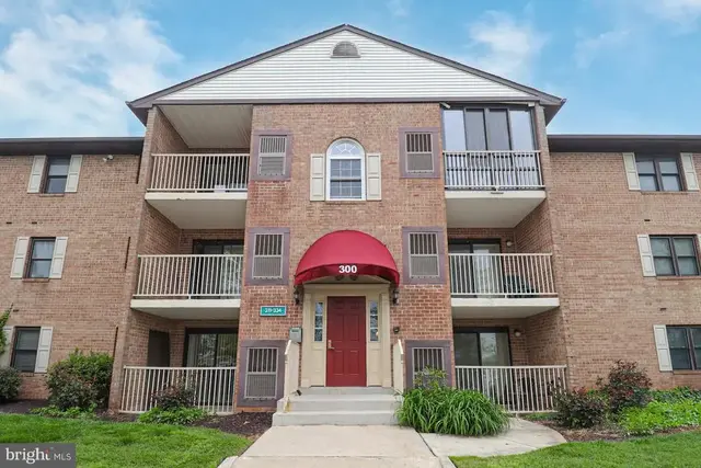 311 Governor Cir, Wilmington