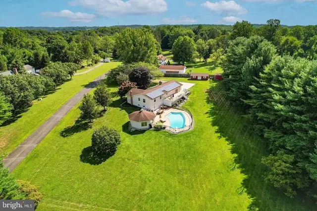9311 Dogwood Rd, Windsor Mill