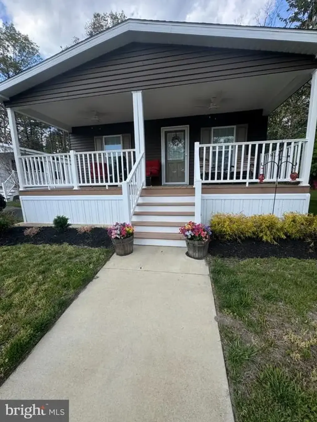 57 Meadowbrook Dr, BROWNS MILLS