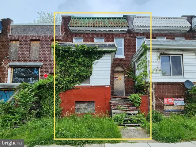 808 Bonaparte Ave, Baltimore