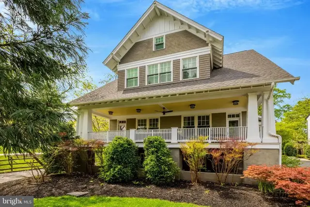 1506 Pathfinder Ln, Mclean