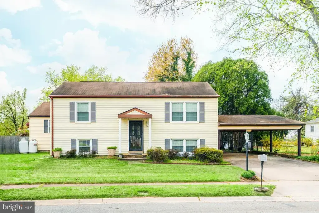 2 Saint Pats Cir, ELKTON