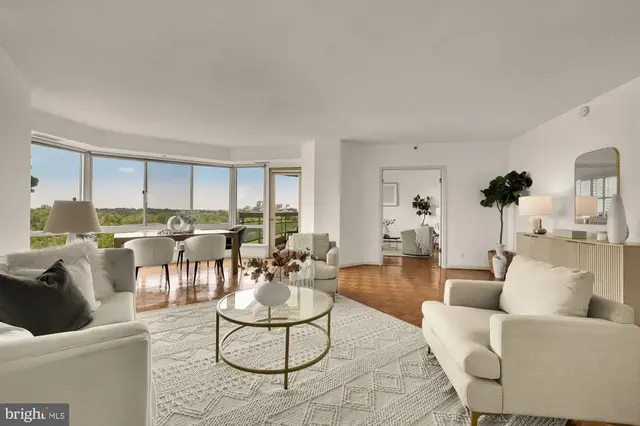5600 Wisconsin Ave #1502, Chevy Chase