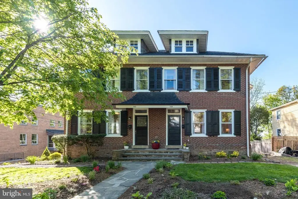 143 Mechanics St, DOYLESTOWN