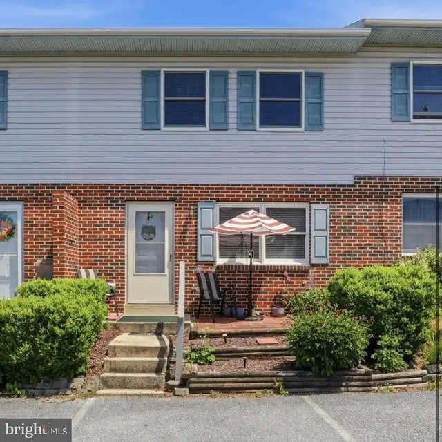 53 W Cabin Hollow Rd #building B-2, Unit 5, Dillsburg