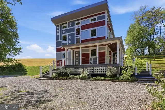 293 Grove Rd, Delta