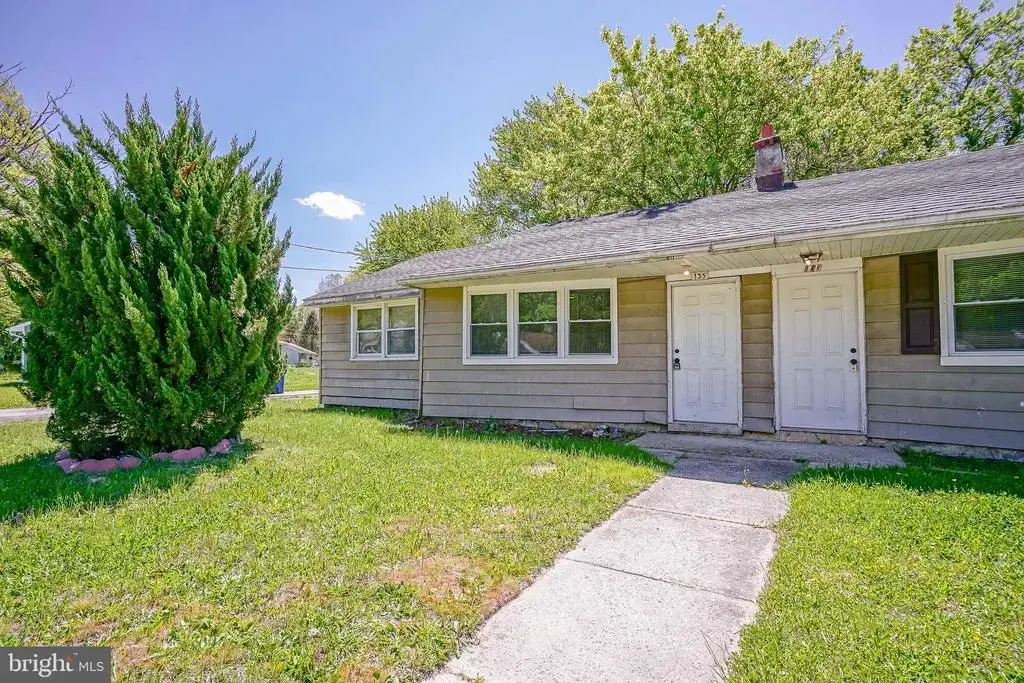 135 Lemmon Ave, PEMBERTON