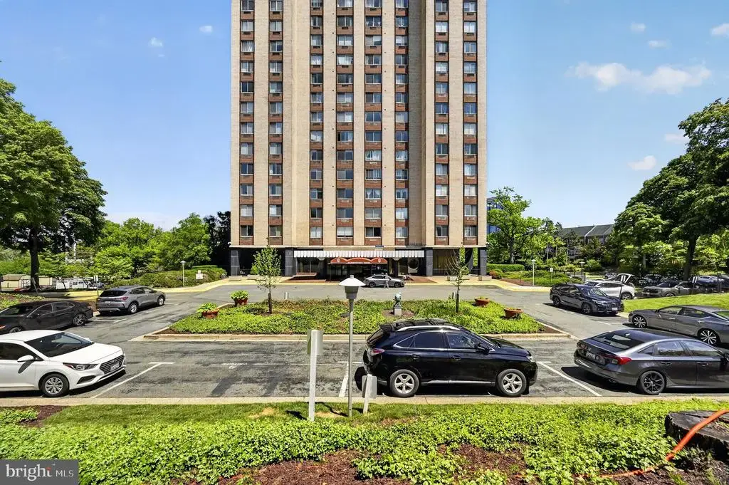 9701 Fields Rd #200, GAITHERSBURG