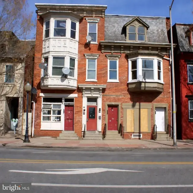 347 S George St #2f, York