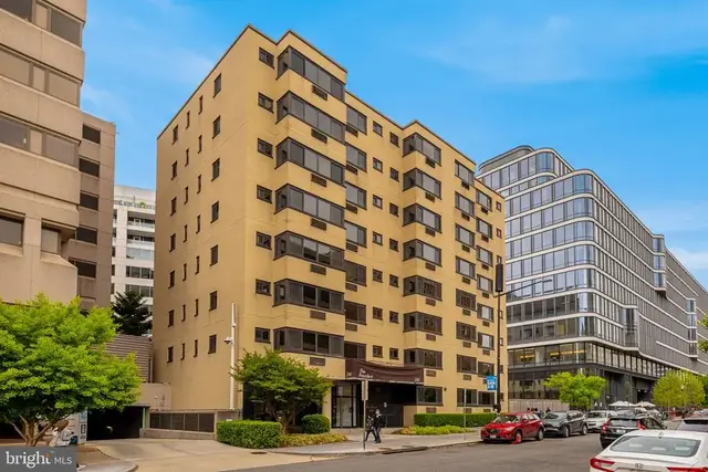2141 I St Nw #204, Washington
