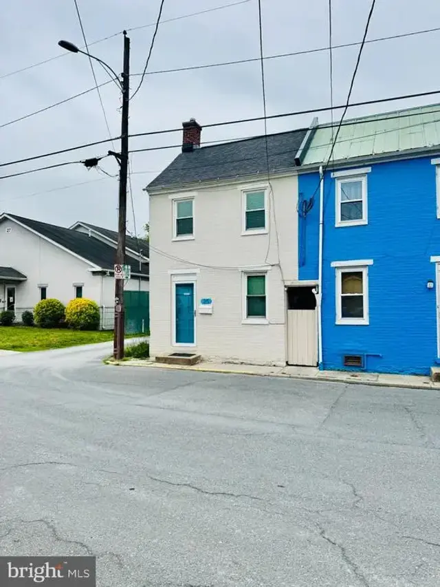 25 Degrange St, Frederick