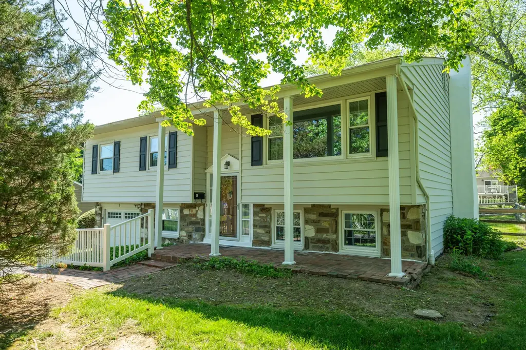 8 Pleasant Ave, CHALFONT