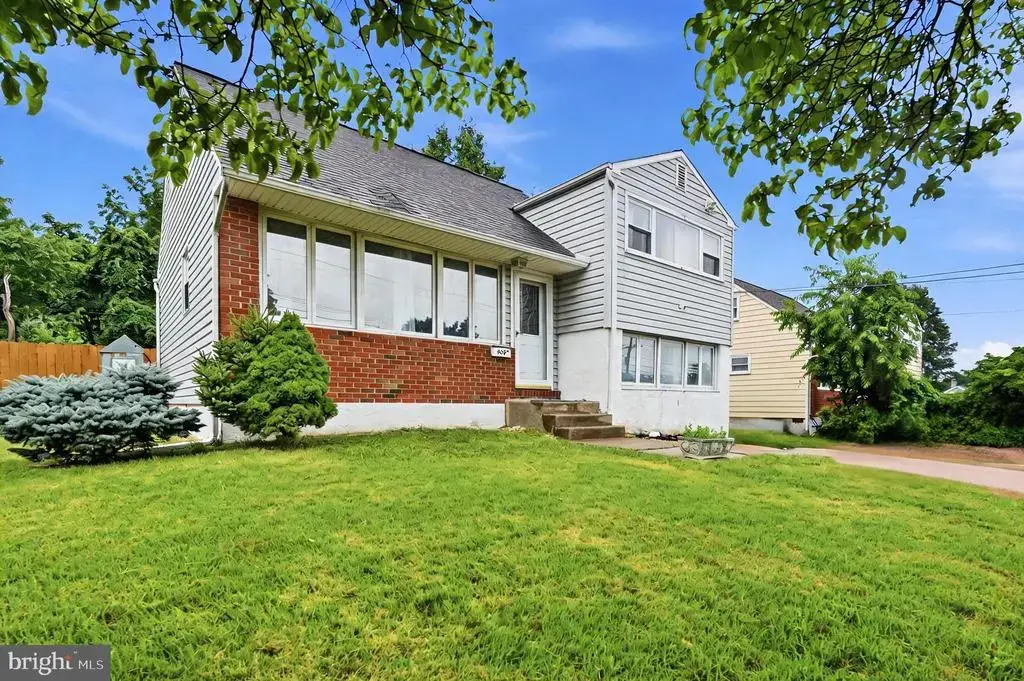 635 W County Line Rd, HATBORO