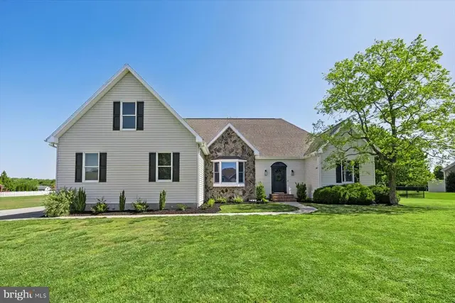 30462 Half Shell Rd, Milton