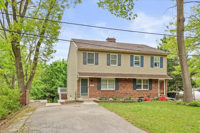 452 S Center St, Hanover