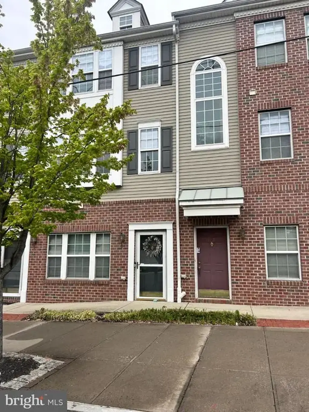 1068 Lamberton St, TRENTON