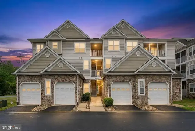 4502 Summer Brook Way #h, Milford