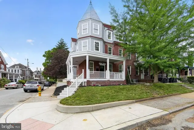 600 W 20th St, Wilmington
