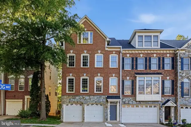 4138 Timber Log Way, Fairfax