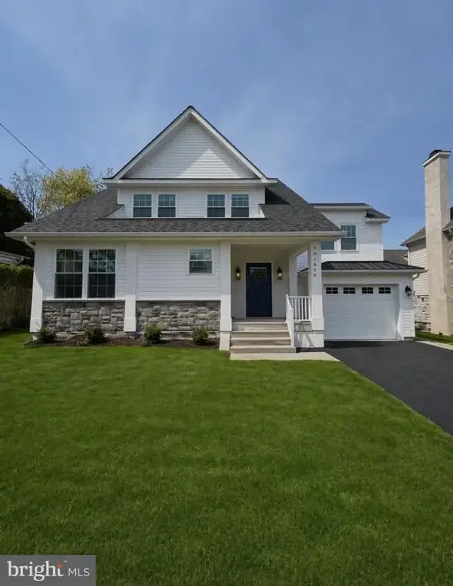 30 Buck Ln, Haverford