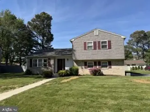 8 Shawnee Rd, Cambridge