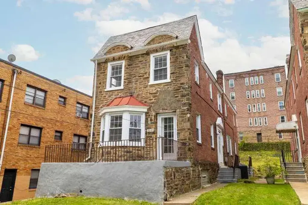 2210 Bryn Mawr Ave, PHILADELPHIA