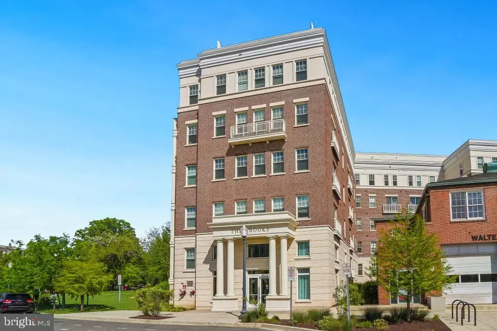6803 Cameron Dr Nw #314, WASHINGTON