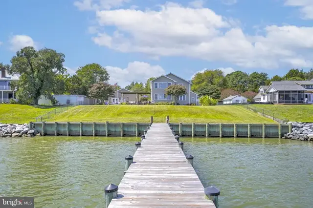 17432 Rock Point Road, Newburg