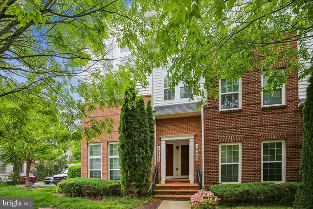 19402 Buckingham Way #19402, Germantown