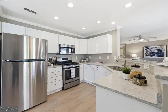 599 Cawley Dr #2a, Frederick