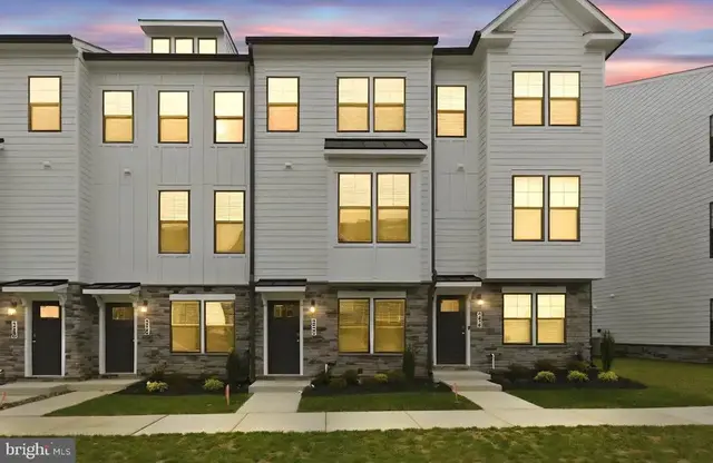 332 Ensemble Way, Frederick
