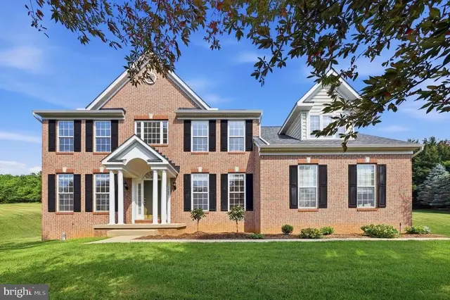 3505 Sea Pines Dr, Mount Airy