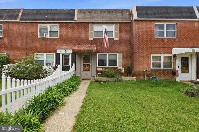 1366 Maple Ave, Elsmere